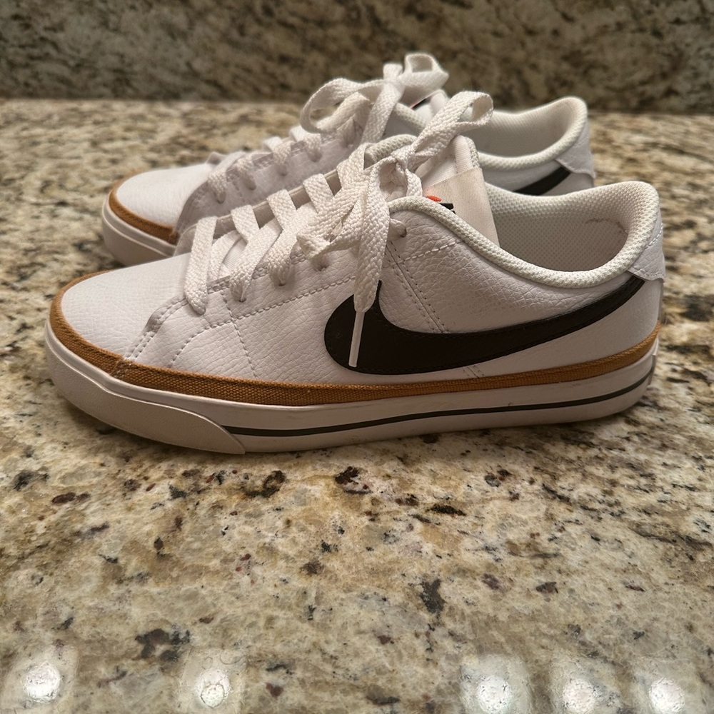 Nike court legacy sneaker